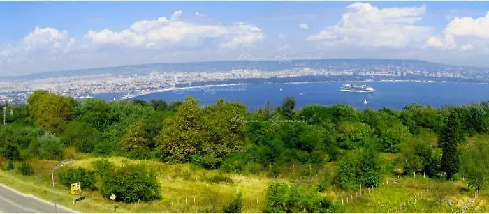 Апартаменти Galata